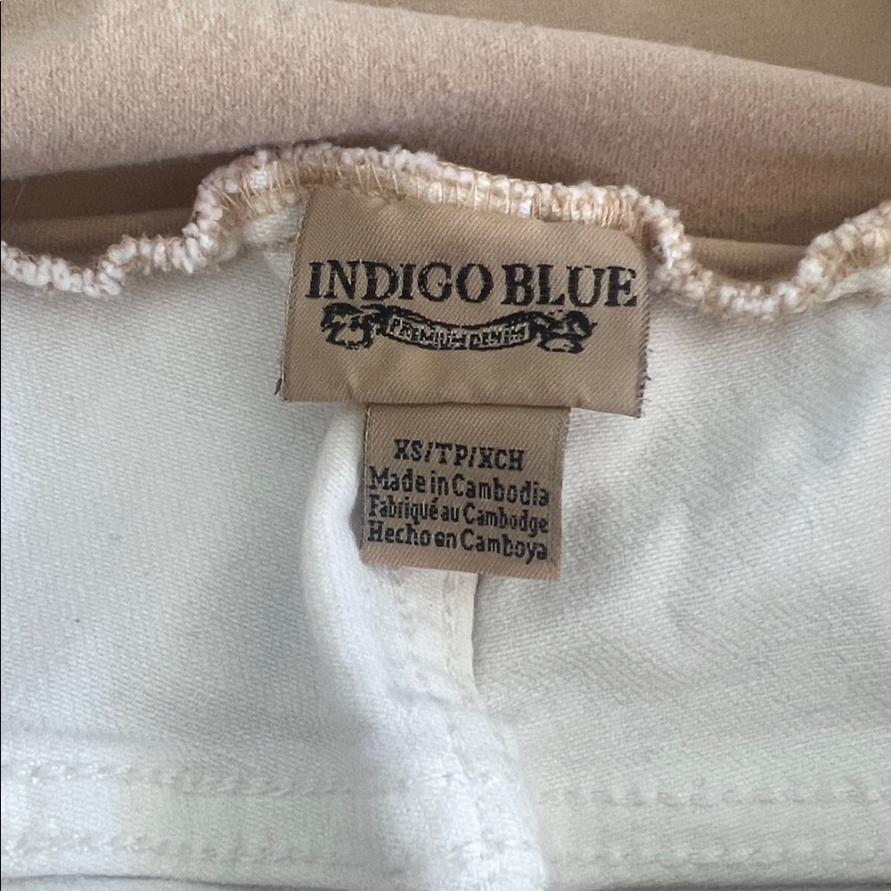 Indigo Blue Cream and White Apparel maternity - Picture 2 of 6
